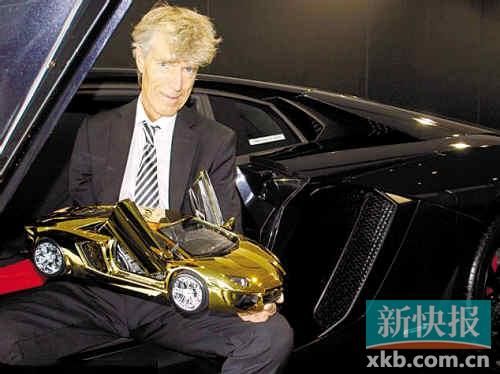 纯金兰博基尼模型