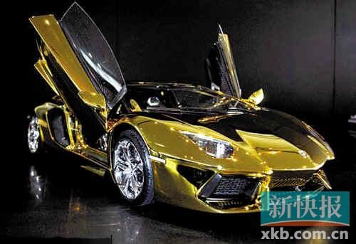 纯金兰博基尼模型