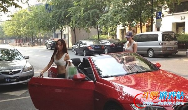 外卖,外卖妹,性感“外卖妹”,露脐装